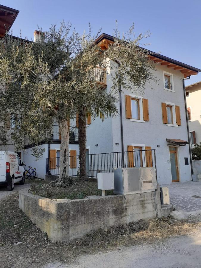 Appartamenti Piccolo Borgo Arco Esterno foto