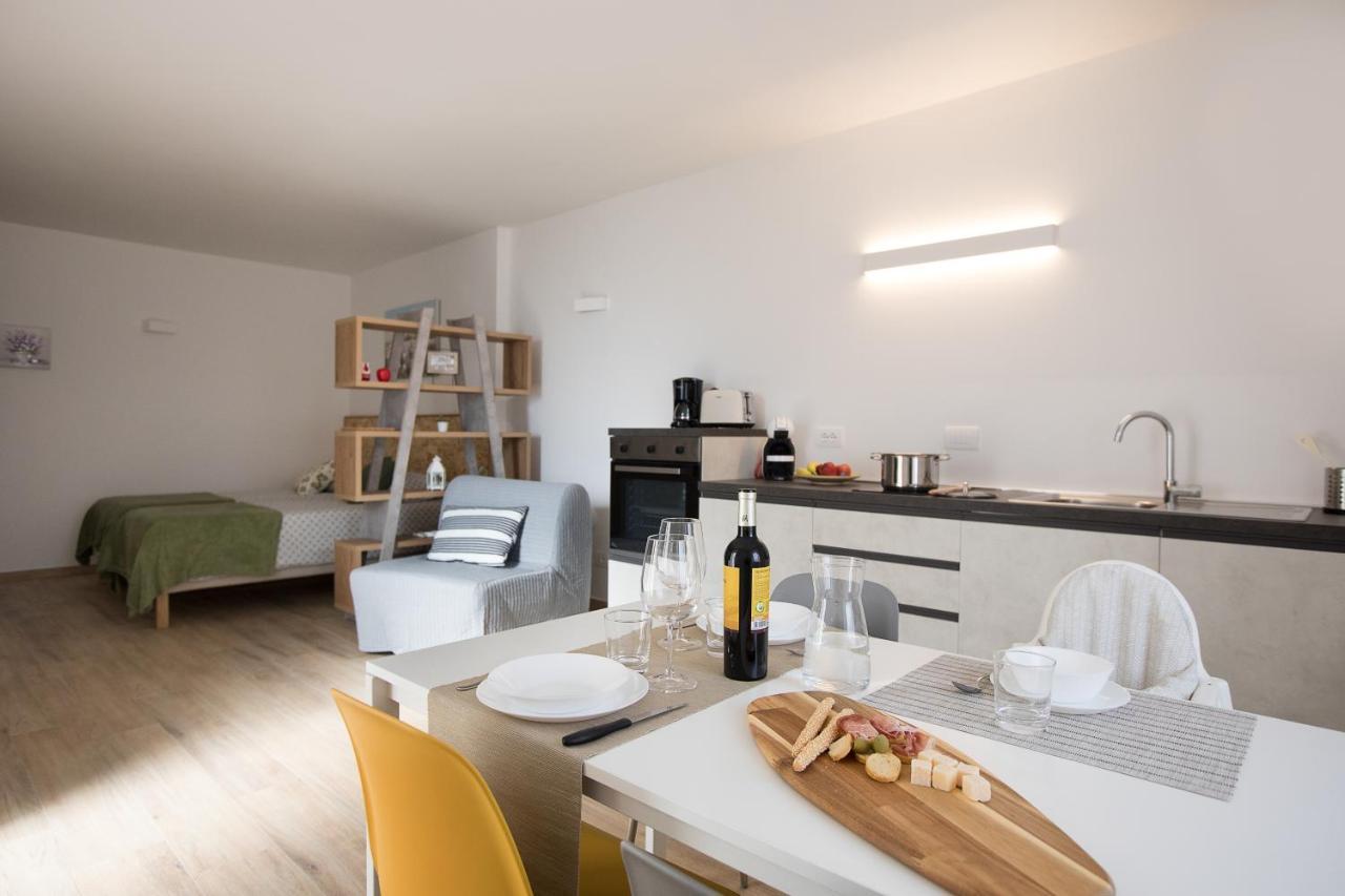 Appartamenti Piccolo Borgo Arco Esterno foto